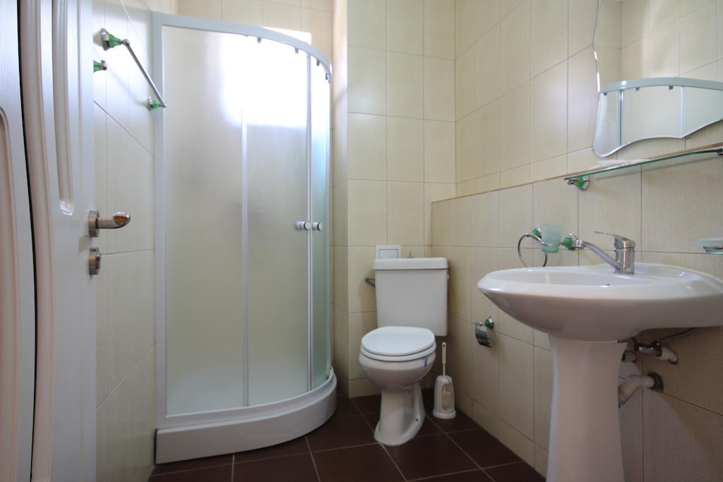 Hotel Dynes Eforie Nord Habitación foto